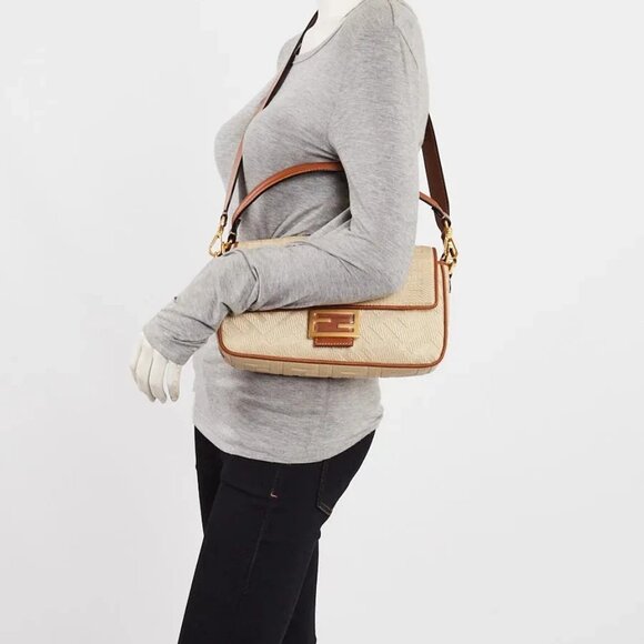 Fendi Beige/Brown FF Cotton Canvas Medium Baguette Bag - 8BR600 - Picture 2 of 12